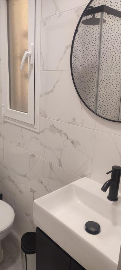 Estupendo Apartamento En Triana Sevilla Bagian luar foto